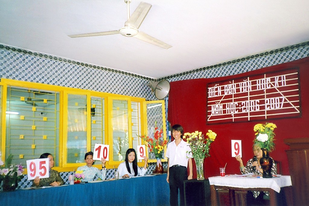 Trường THPT Hưng Đạo